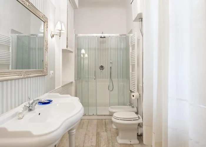Apartment Keys Of Italy - Canne26 - Modern Chic Two Bedrooms Florenz